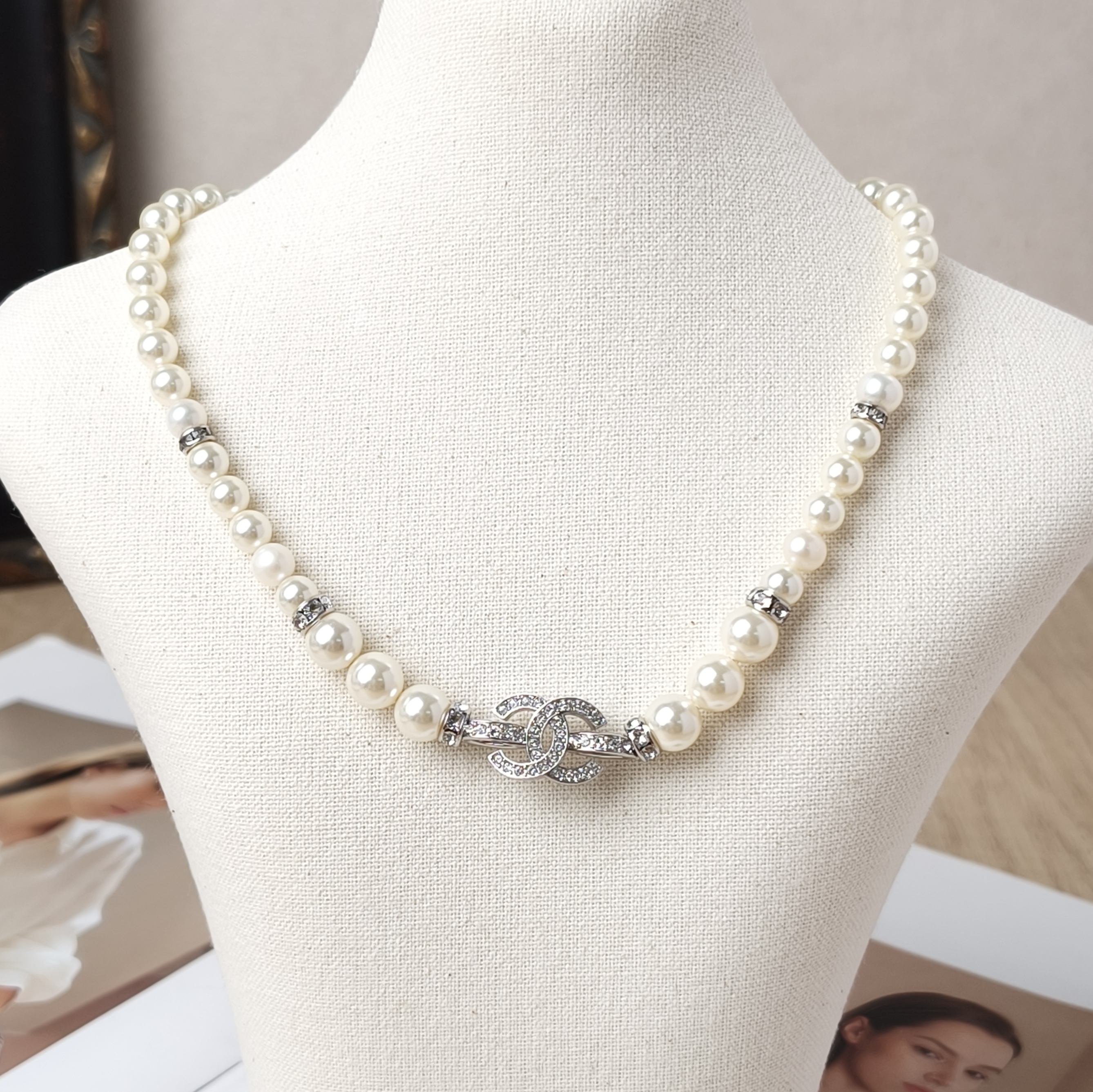 Chanel Necklace25s c Pearl Necklacechocker Silver One Size38cm One Size — cover view 5 of 11