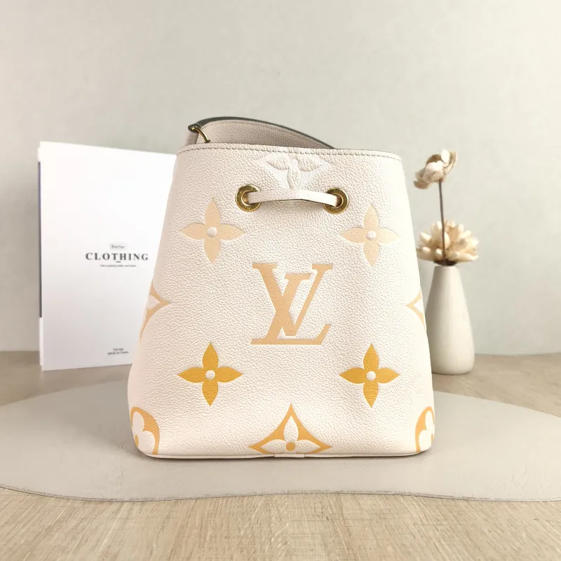 Louis Vuitton Crossbody Bag NÉONOÉ Bucket Bag BB Monogram Empreinte Embossed Calfskin BB 20 × 13 × 20 cm Conditioned — cover view 2 of 5