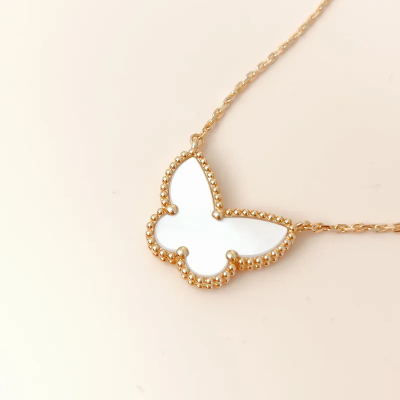 Van Cleef & Arpels Necklace Lucky Alhambra Necklace Pearl · White Mother-of-Pearl18KY ellow Gold One Size42 cm — cover view 3 of 11