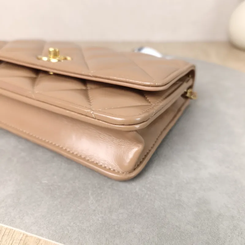 Chanel Crossbody Bag woc Brown Lambskin One Size19.2 × 3.5 × 12.3 cm — detail view 9 of 13