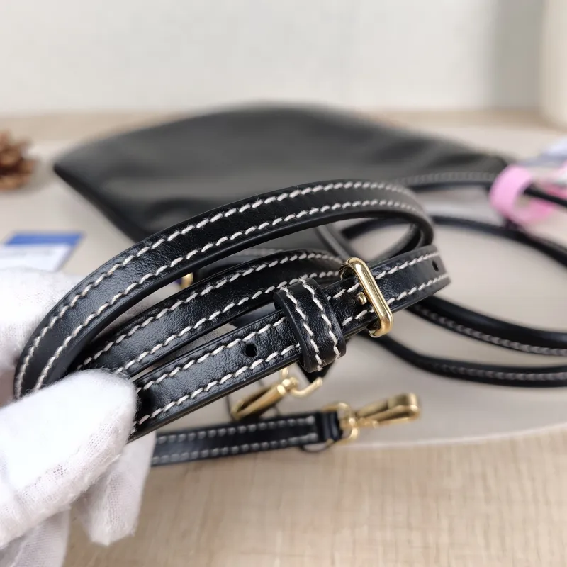 Miumiu Shoulder Bag IVY Tote Shopping Tote Black CC alfskin Mini 20*24 — detail view 11 of 11