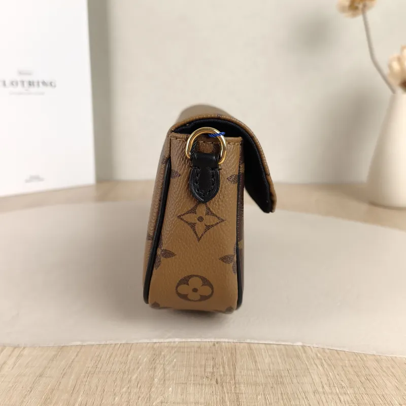 Louis Vuitton Crossbody Bag IVY Monogram PVC Small 23.5 × 4.3 × 12 cm — detail view 8 of 12