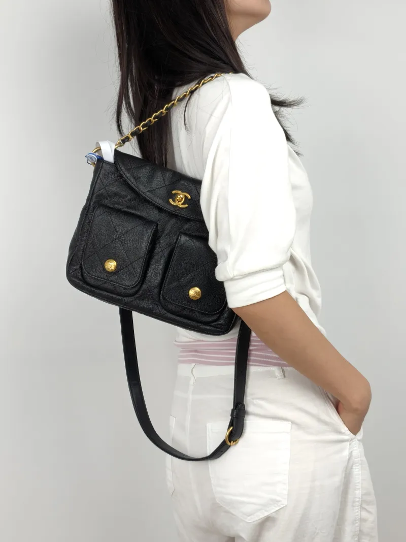 Chanel Shoulder Bag 25p hobo Black Grained Calfskin Small 24 × 5 × 19 cm — on-model view 2 of 3