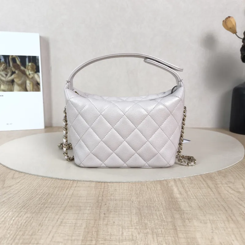 Chanel Crossbody Bag Crossbody Bag Grained Calfskin One Size16 × 6 × 13 cm — cover view 4 of 5