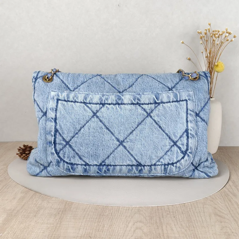 Chanel Shoulder Bag25k Blue One Size35 × 10 × 24 cm — cover view 6 of 6
