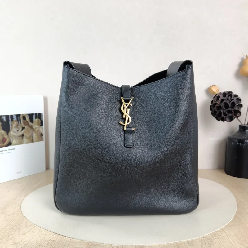 SAINT LAURENT Shoulder Bag LE 5 À 7 Hobo Black Calfskin Large 30 × 13 × 31 cm