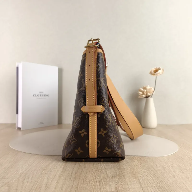 Louis Vuitton Crossbody Bag Carryall Monogram PVC Small 29 × 12 × 24 cm — detail view 6 of 11