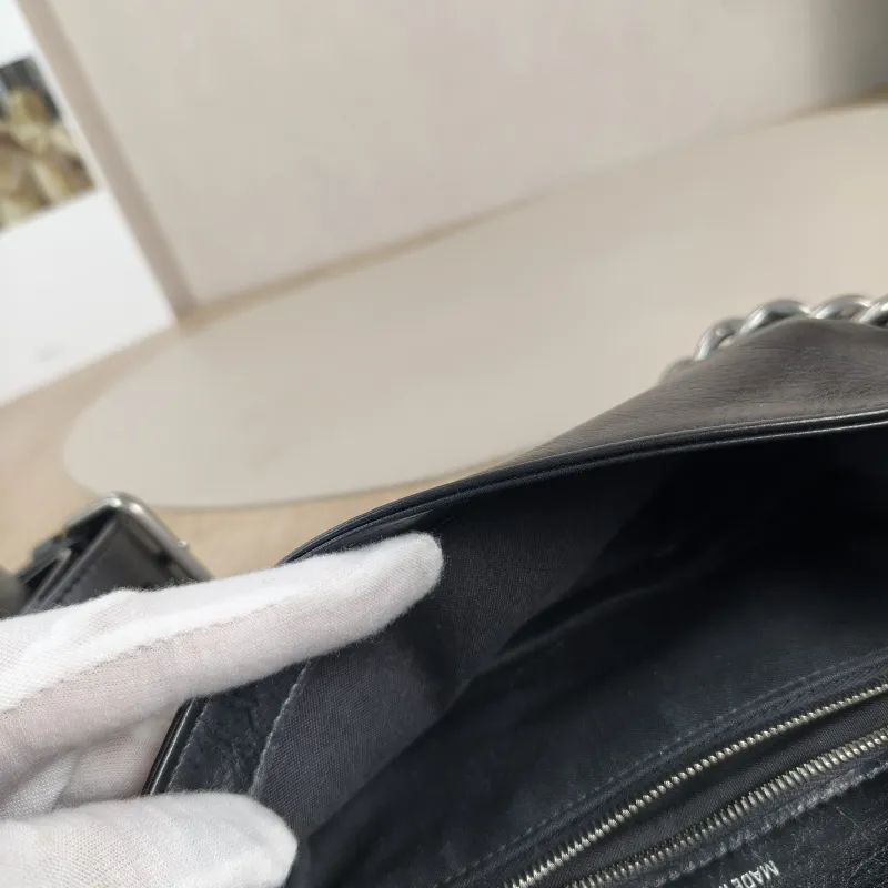 BALENCIAGA Crossbody Bag Crossbody Bag Calfskin One Size 23 × 3 × 14 cm — detail view 10 of 13