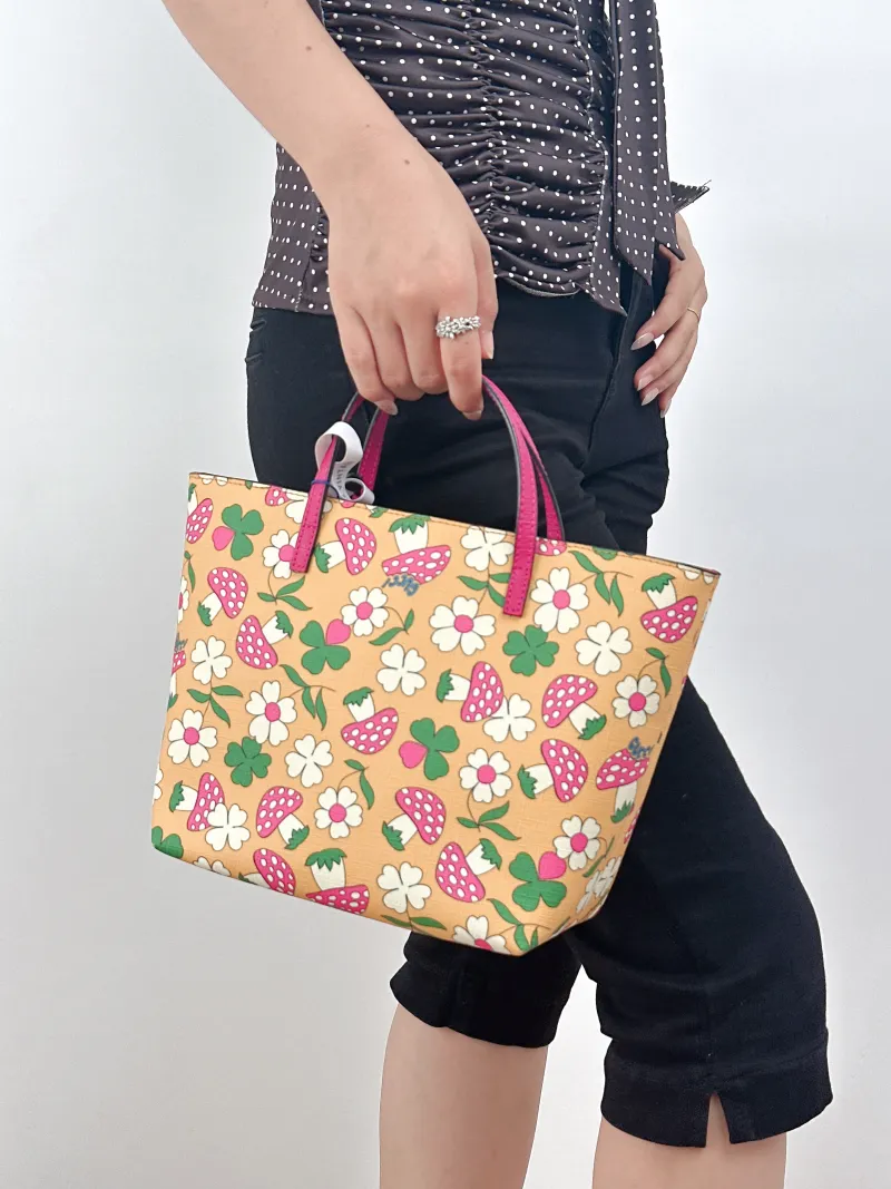 GUCCI Top Handle Bag tote Yellow PVC One Size20 × 10 × 20 cm — on-model view 1 of 2