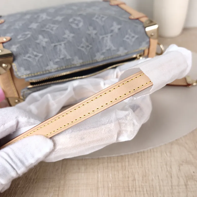Louis Vuitton Crossbody Bag Side Trunk Box Grey Medium 23.5 × 8.5 × 16 cm — detail view 5 of 11
