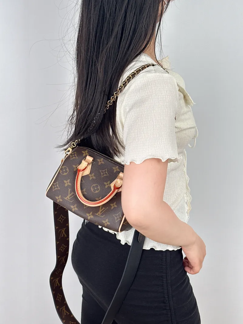 Louis Vuitton Crossbody Bag Speedy 18 LV&IM onogram PVC One Size18 × 10 × 12 cm — on-model view 2 of 3