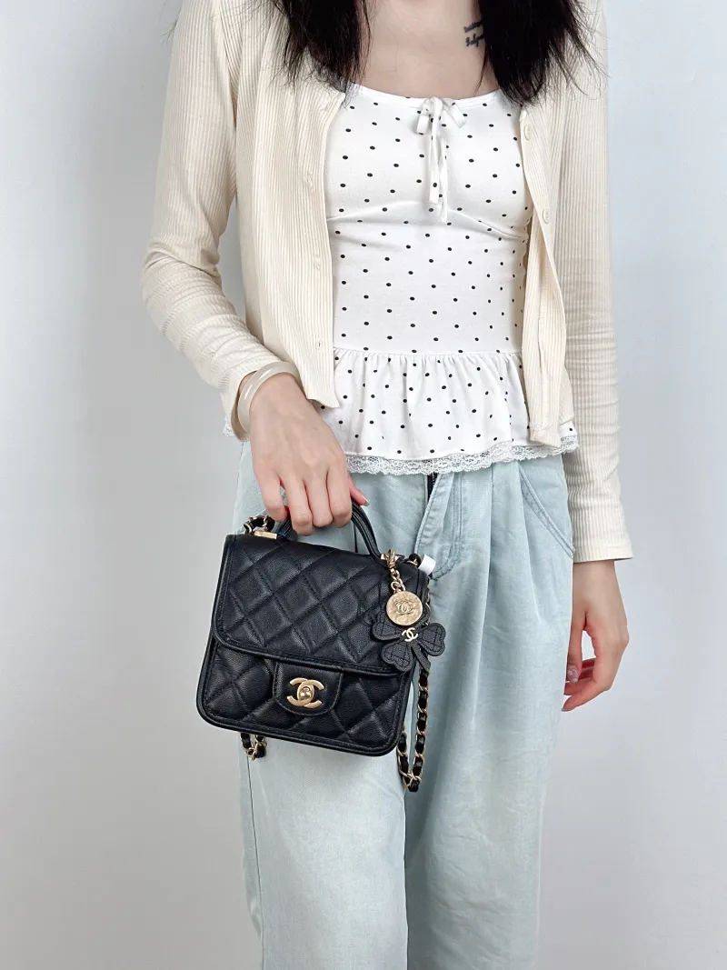 Chanel Crossbody Bag25b Messenger Bag Black Grained Calfskin Small17 × 7 × 16.5 cm — on-model view 3 of 3