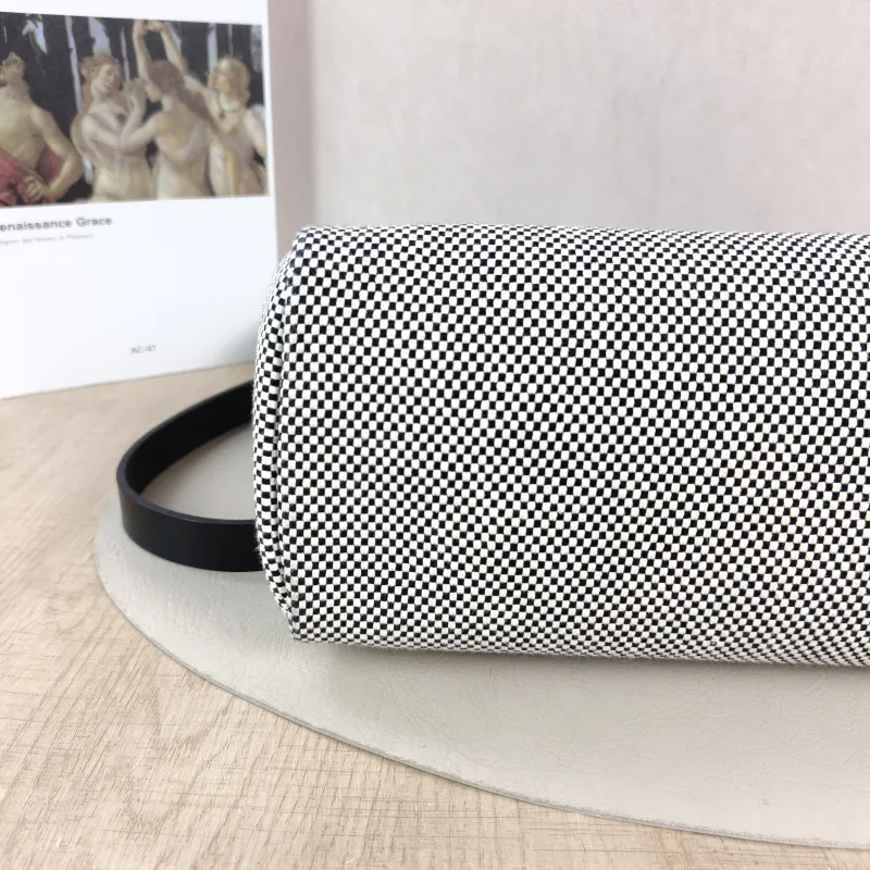 Hermès Crossbody Bag Herbag 31 Black · White Canvas Medium 30.5 × 11 × 25.5 cm u — detail view 14 of 14