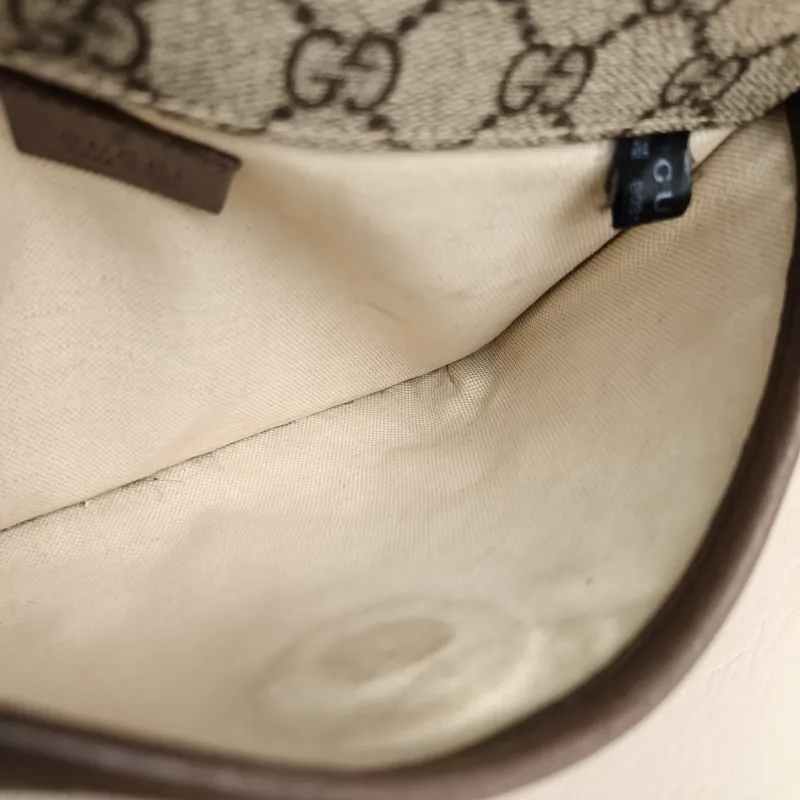 GUCCI Crossbody Bag Neo Vintage Belt Bag Monogram PVC Medium24 × 4 × 17 cm — detail view 5 of 8