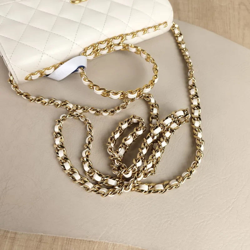 Chanel Top Handle Bag White One Size 21 × 4 × 11.5 cm — detail view 2 of 10