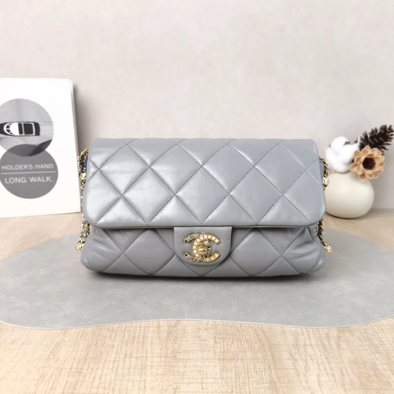 Chanel Crossbody Bag Crossbody Bag Grey Lambskin One Size 25.5 × 4.5 × 15 cm
