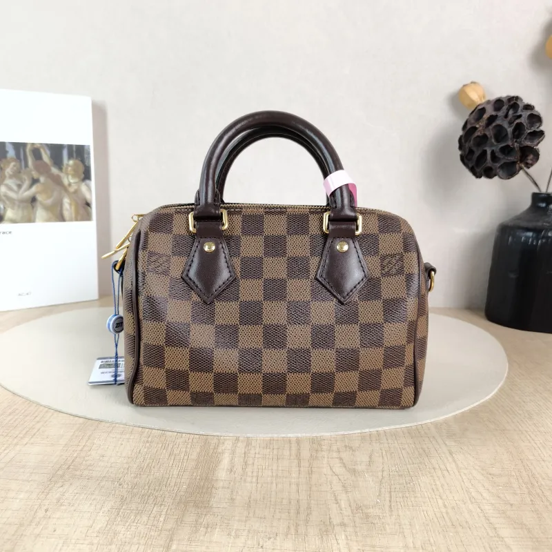 Louis Vuitton Crossbody Bag Speedy20 Shoulder Strap PVC Small 20.5 × 12 × 13.5 cm — cover view 3 of 6