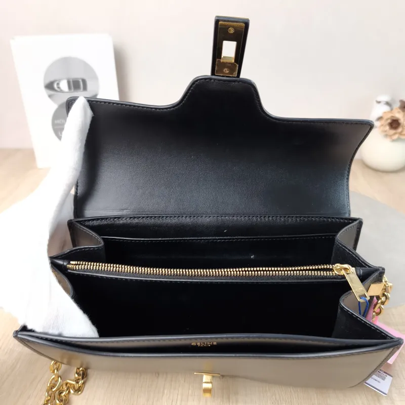 CELINE Shoulder Bag 16 Chain Bag Black Calfskin One Size 23 × 6.5 × 16 cm — detail view 5 of 13