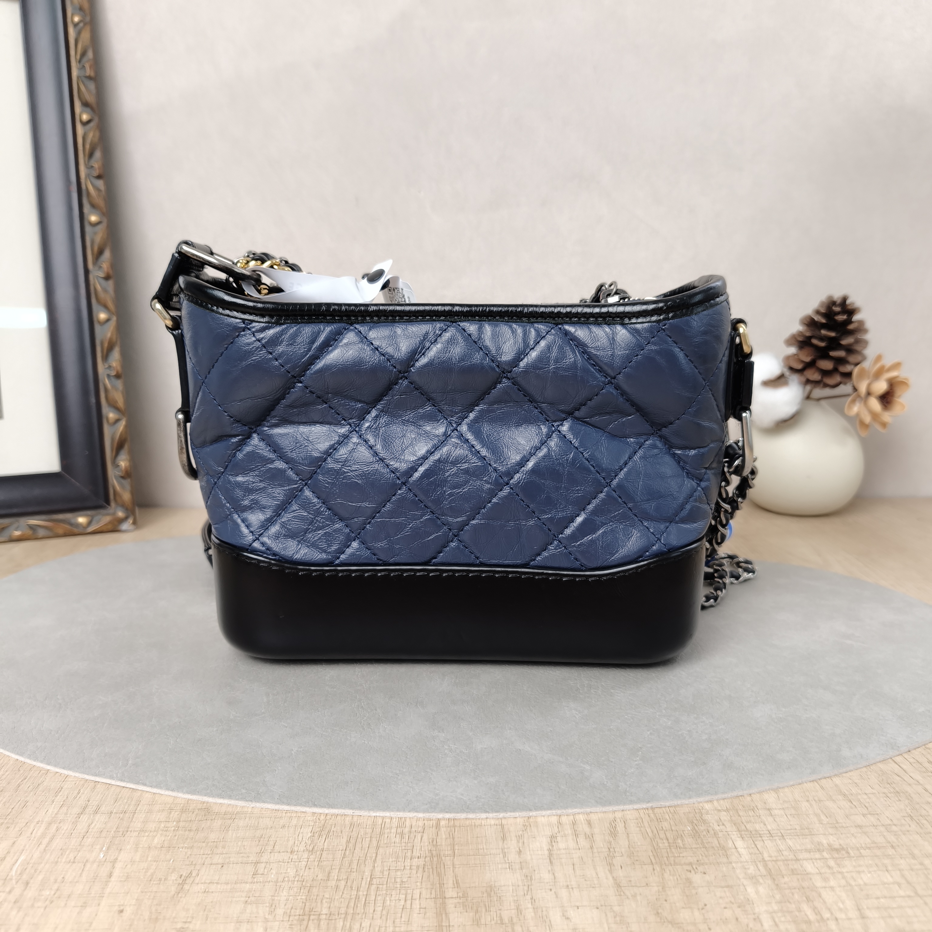 Chanel Crossbody Bag Gabrielle Gabrielle Bag Blue Black CC alfskin Small20 × 8 × 15 cm — cover view 2 of 5