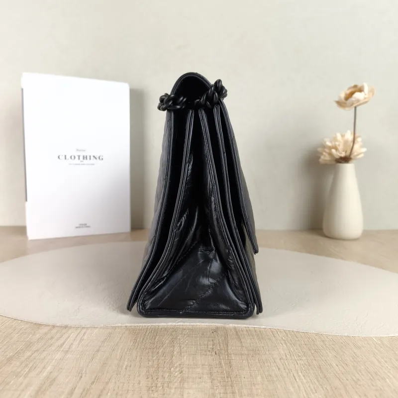 BALENCIAGA Shoulder Bag CRUSH Chain Bag Black Calfskin Medium30 × 13 × 20 cm — detail view 5 of 13