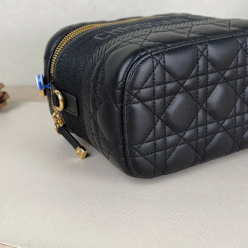 DIOR Top Handle Bag Travel Vanity Cosmetic Bag Black Lambskin18.5 × 10.5 × 13.5 cm — detail view 1 of 12