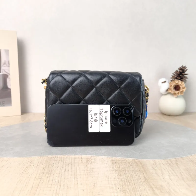 Chanel Crossbody Bag Pearl Black Lambskin One Size 18 × 6 × 13 cm — cover view 2 of 6