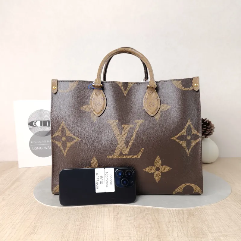Louis Vuitton Shoulder Bag Onthego Medium Monogram PVC Medium 35 × 14 × 27 cm — cover view 4 of 5