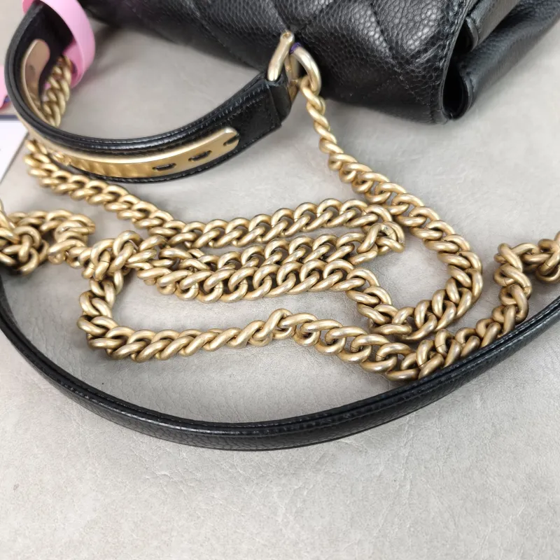 Chanel Crossbody Bag Crossbody Bag Black Calfskin One Size 24 × 8 × 16 cm 24 — detail view 4 of 14