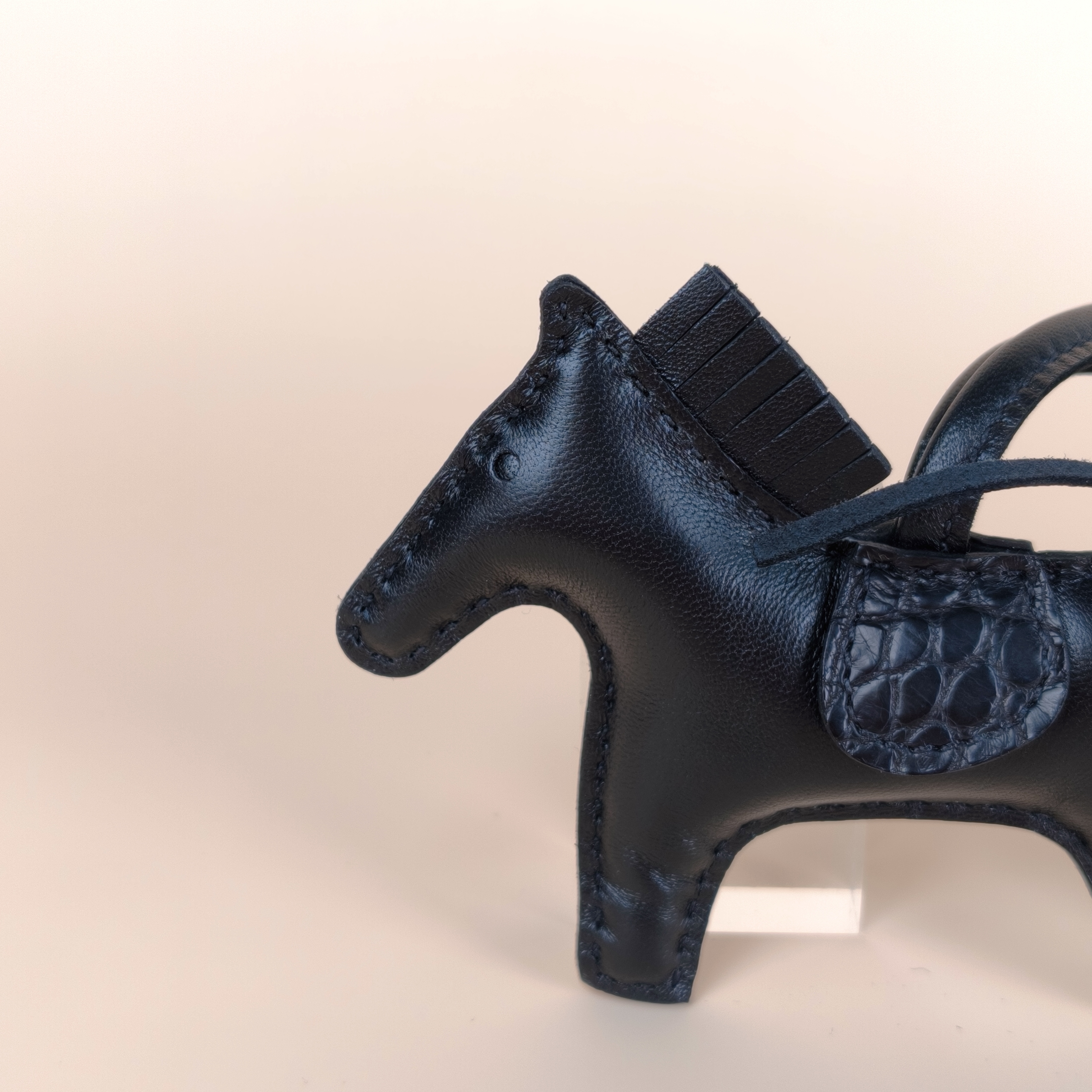 Hermès Charm Charm Black Small — cover view 3 of 8