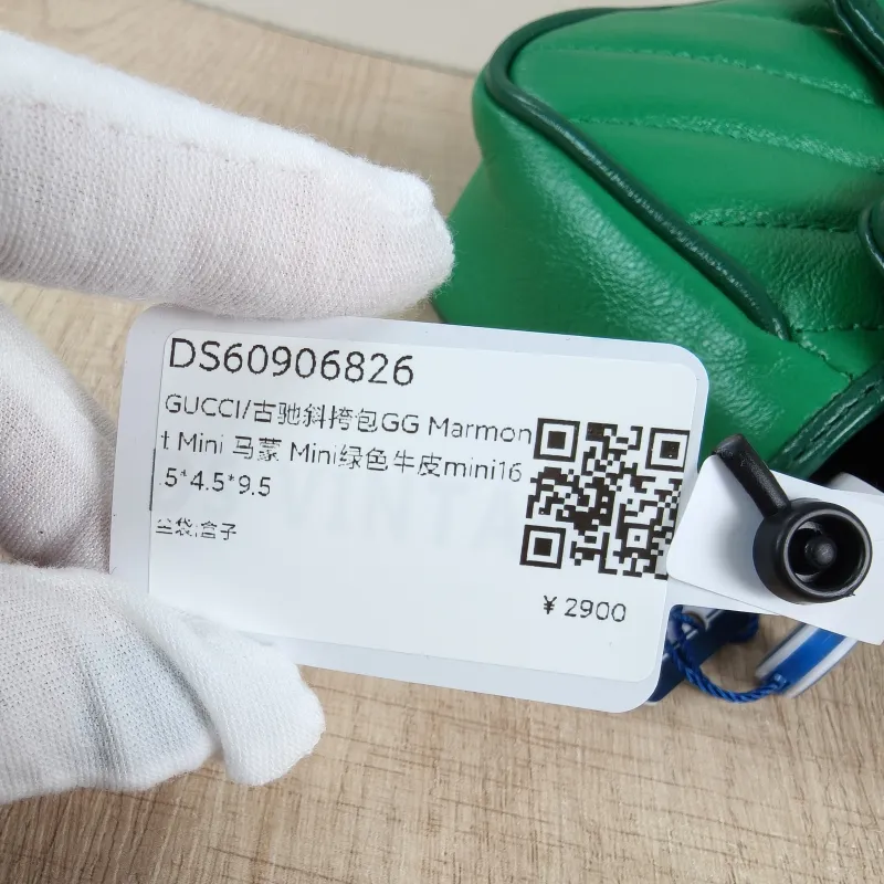 GUCCI Crossbody Bag GG Marmont Mini Marmont Mini Green Calfskinmini16.5 × 4.5 × 9.5 cm — detail view 9 of 13