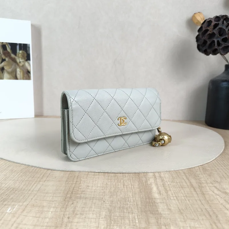 Chanel Crossbody Bag woc Collection Grey Lambskinmini17 × 5 × 9.5 cm — cover view 2 of 5