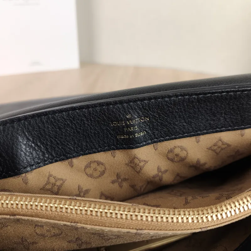 Louis Vuitton Crossbody Bag Dauphine Soft Shoulder Bag Black Calfskin Medium 24 × 9 × 17 cm — detail view 3 of 11