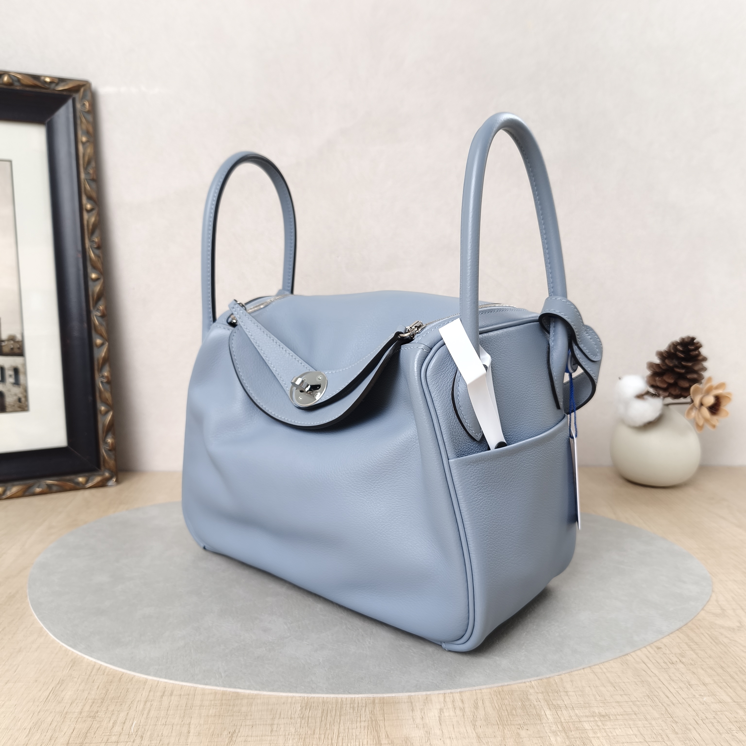 Hermès Crossbody Bag Lindy 26J7 Evercolor Calfskin26 × 12 × 18 cm — cover view 5 of 6