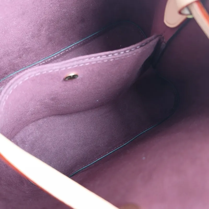 Louis Vuitton Crossbody Bag NÉONOÉ Bucket Bag BB Monogram PVC BB 20 × 13 × 20 cm — detail view 8 of 12