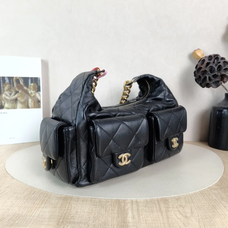 Chanel Shoulder Bag c hobo Black Lambskin Large 35 × 18 × 27 cm — cover view 2 of 5
