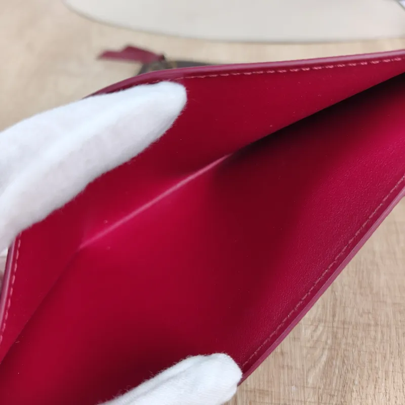 Louis Vuitton Crossbody Bag Pochette Félicie Monogram PVC Small 21 × 3 × 12 cm — detail view 12 of 17
