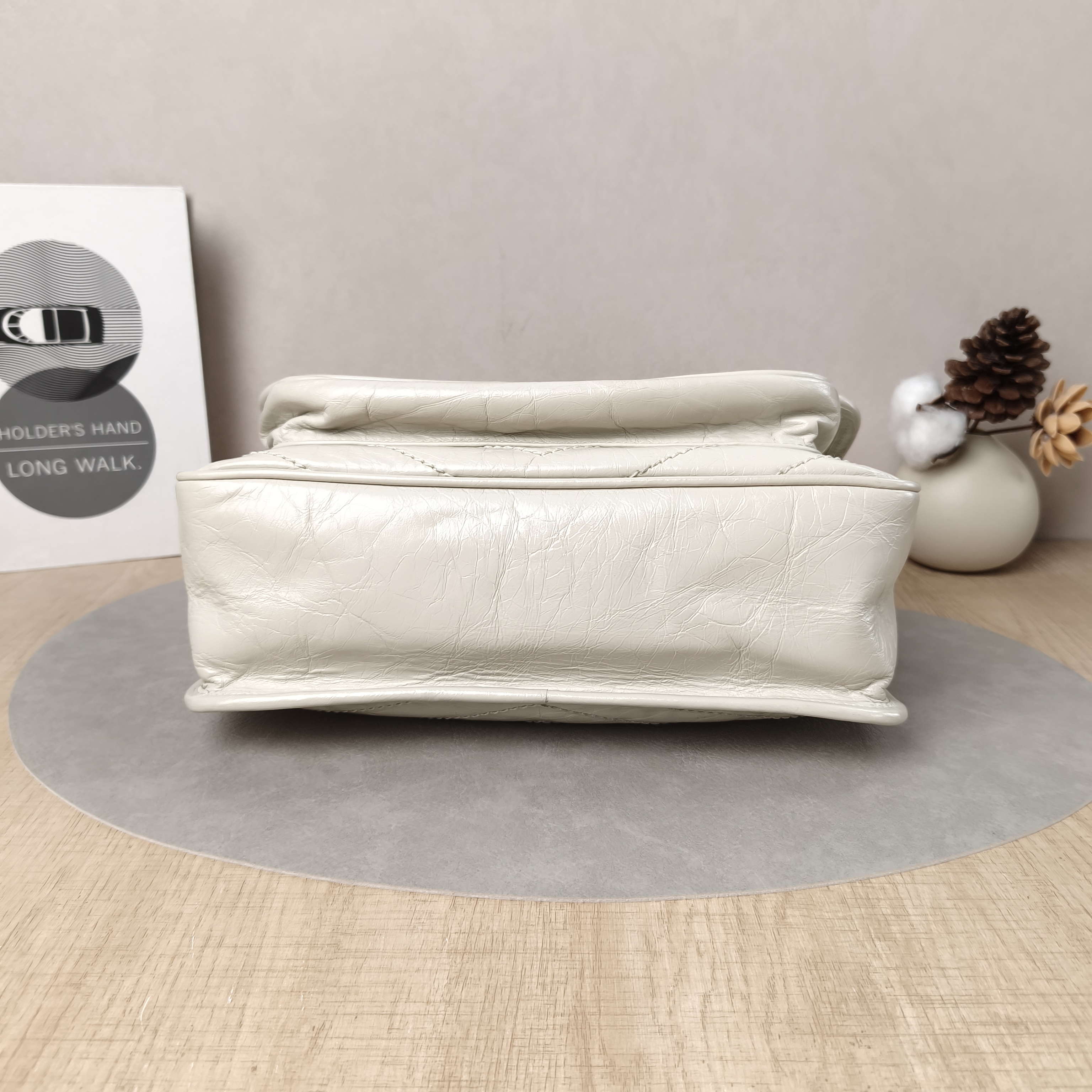 SAINT LAURENT Crossbody Bag Niki White D Waxed Leather Calfskin Medium28 × 8.5 × 20 cm — cover view 2 of 5