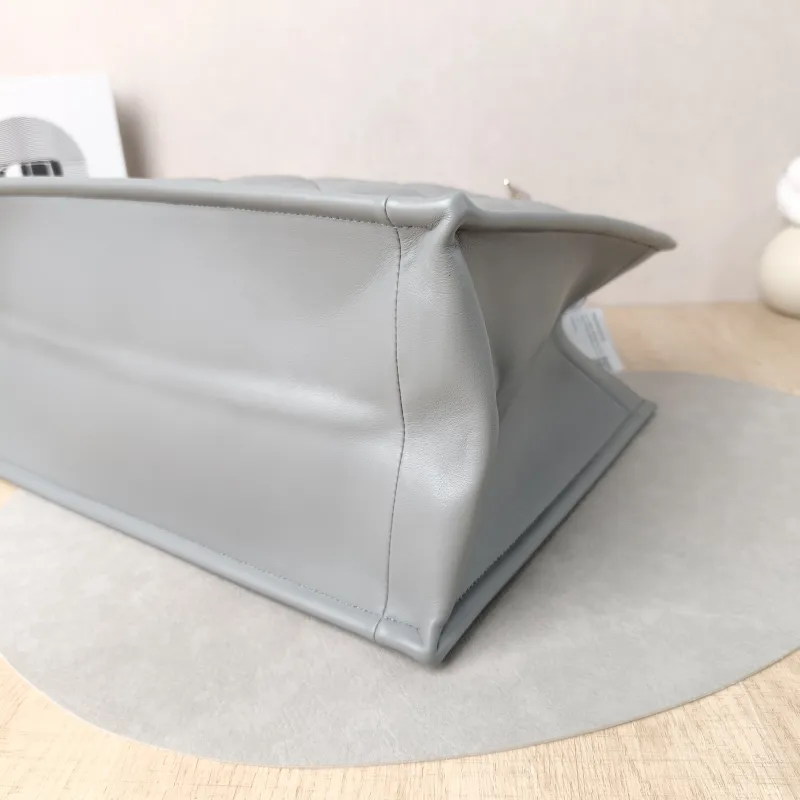 DIOR Top Handle Bag Book Tote Green Calfskin Medium 36 × 16.5 × 27.5 cm — detail view 1 of 13