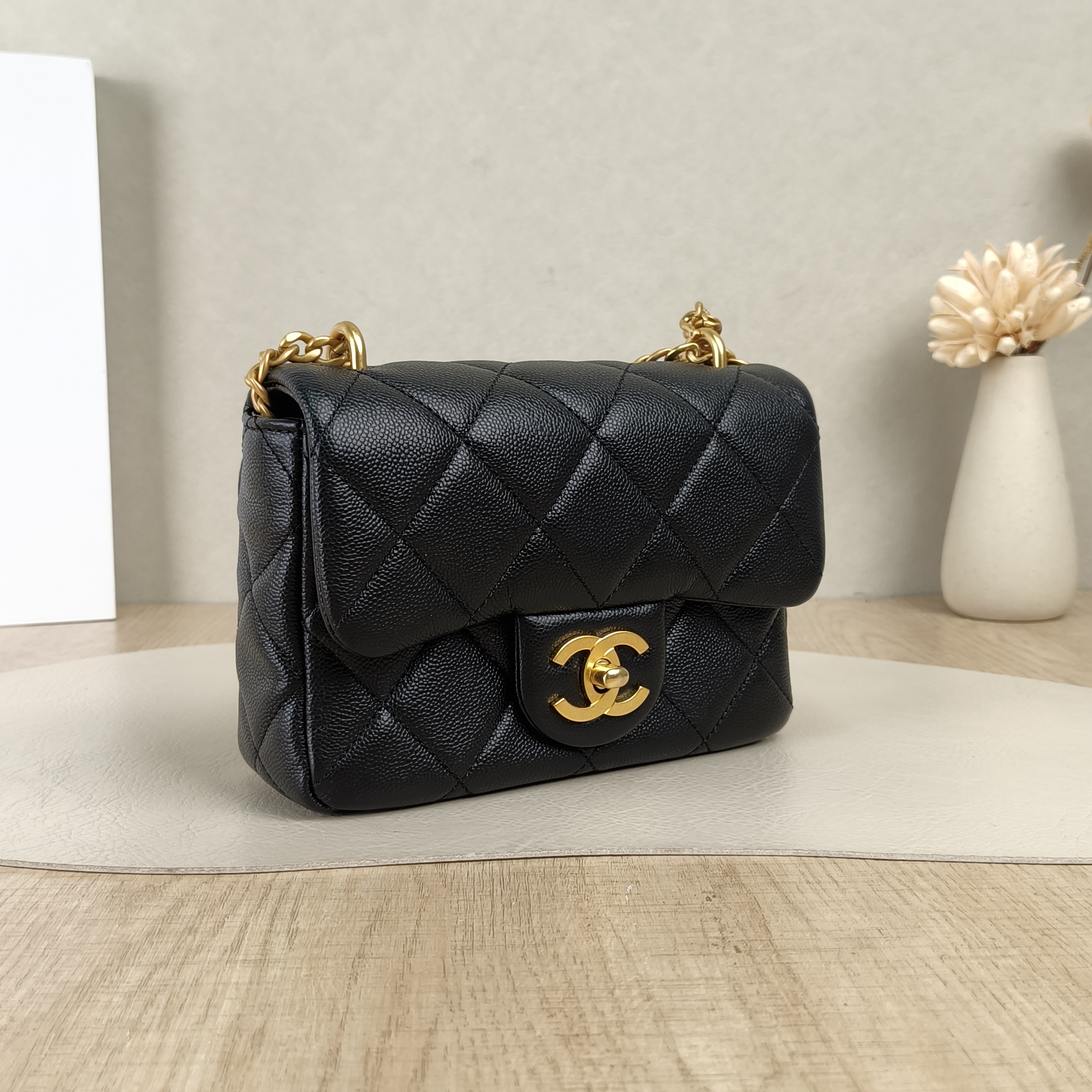 Chanel Crossbody Bag26c c Black Grained Calfskinmini18 × 5 × 13 cm — cover view 2 of 6