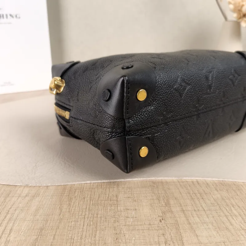 Louis Vuitton Shoulder Bag Petite Malle Souple Box Black Calfskin One Size20 × 7.5 × 14 cm Missing Shoulder Strap — detail view 5 of 14