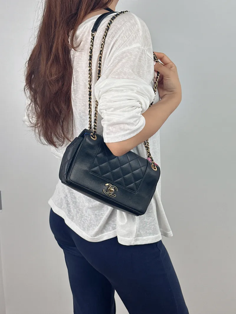 Chanel Crossbody Bag Crossbody Bag Black Calfskin One Size 21 × 5 × 13 cm 23 — on-model view 2 of 2
