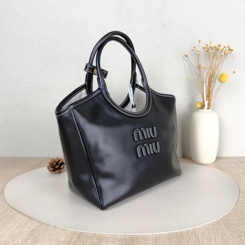Miumiu Shoulder Bag IVY Tote Shopping Tote Black CC alfskin Small22 × 12 × 23.5 cm — cover view 2 of 5