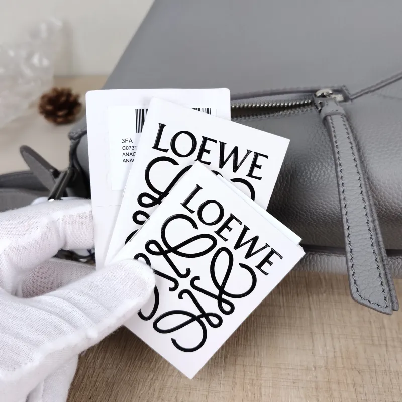 LOEWE Crossbody Bag Puzzle Grey CC alfskin Small24 × 10.5 × 16.5 cm — detail view 10 of 14