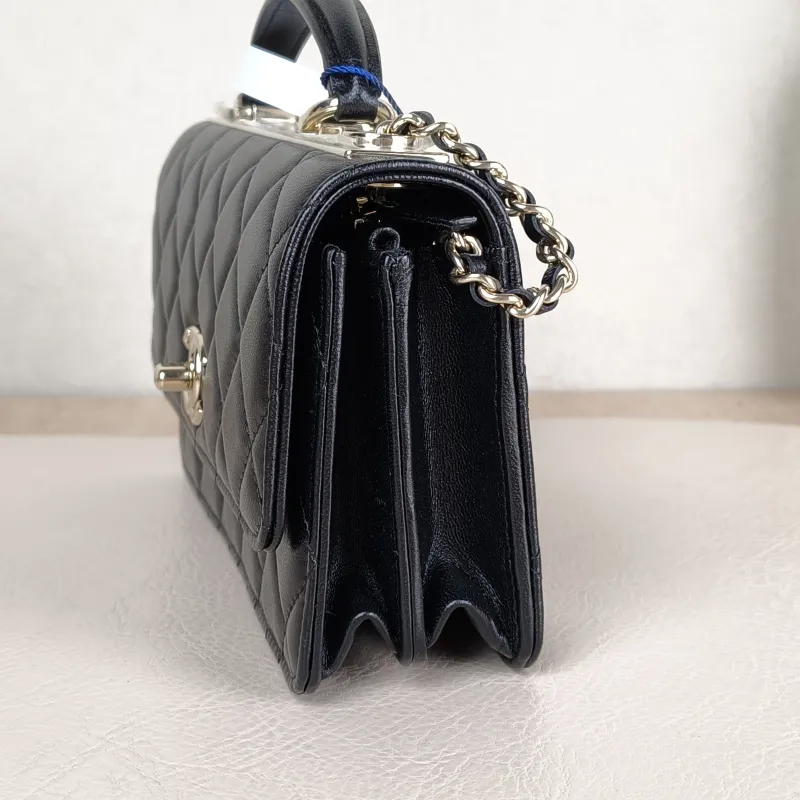 Chanel Crossbody Bag trendy cc woc Black Lambskin Mini 19.2 × 3.5 × 12.3 cm — detail view 11 of 13