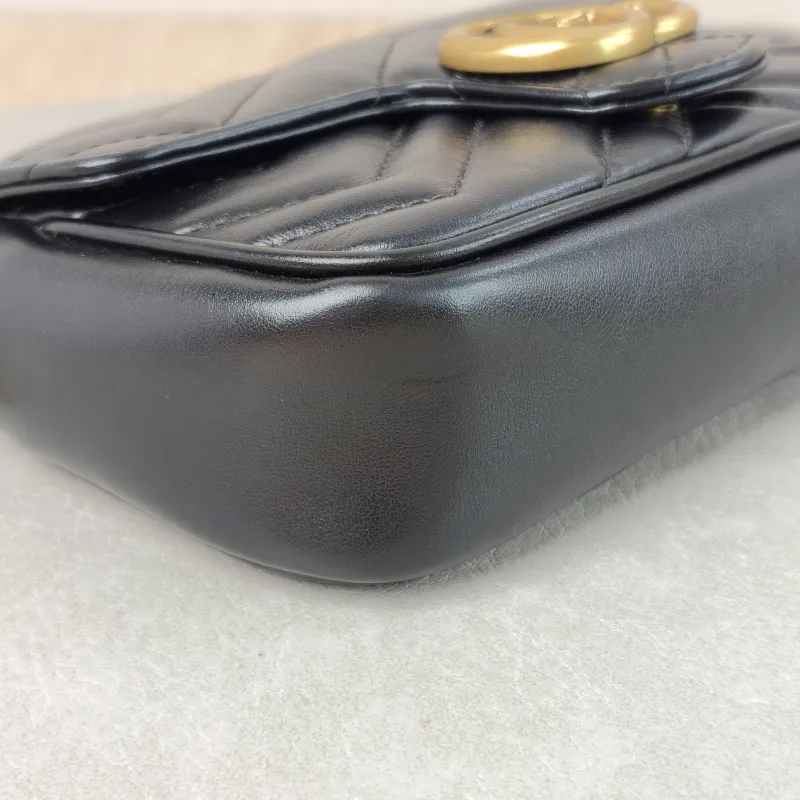 GUCCI Crossbody Bag GG Marmont Mini Marmont Mini Black Calfskinmini16.5 × 4.5 × 9.5 cm — detail view 4 of 9