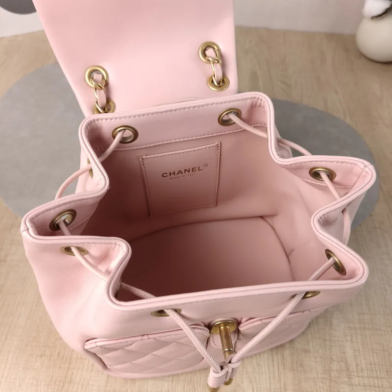 Chanel Crossbody Bag23k Backpack Pink Lambskin One Size20 × 12 × 23 cm — detail view 2 of 14
