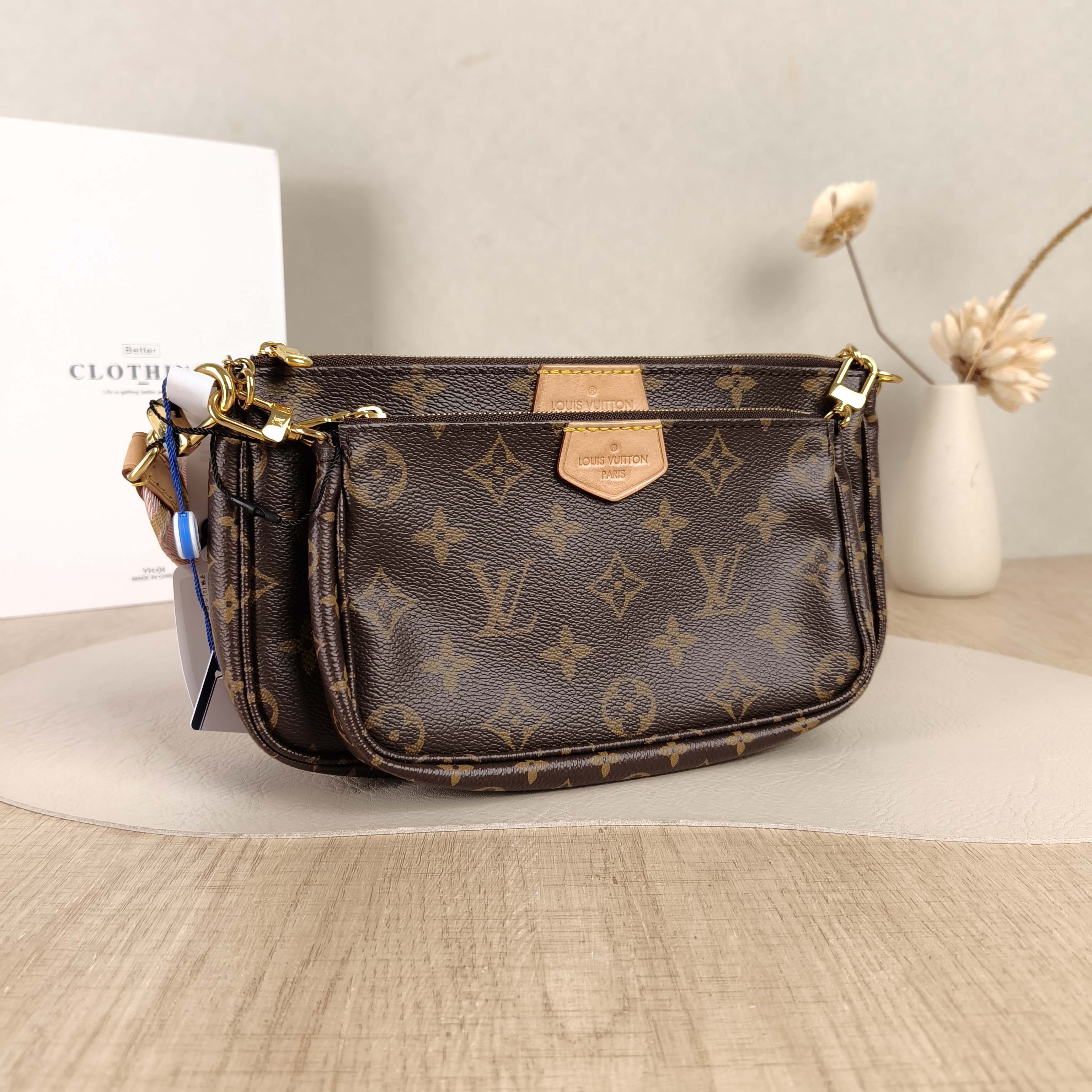 Louis Vuitton Crossbody Bag Multi Pochette Accessoires Shoulder Strap PVC Small24 × 4 × 13.5 cm — cover view 5 of 5