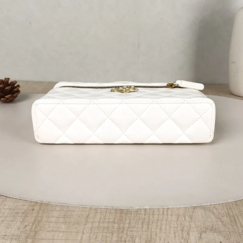 Chanel Crossbody Bag26c lp Vanity Case Bag White Calfskin One Size19.5 × 5 × 17 cm — cover view 6 of 6