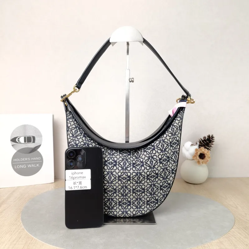 LOEWE Shoulder Bag luna Shoulder Bag Black Canvas One Size 30 × 8 × 28 cm — cover view 5 of 6