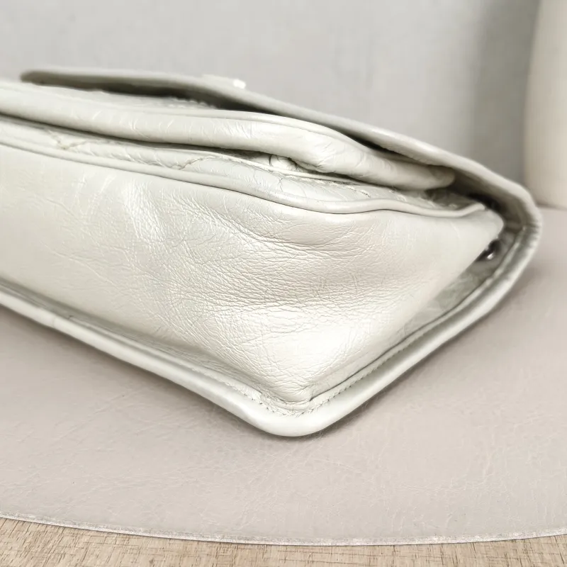 SAINT LAURENT Crossbody Bag Niki D Calfskin Small 21 × 7.5 × 16 cm — detail view 1 of 12